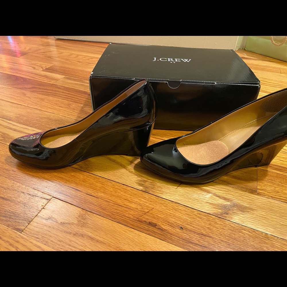 Like New! J Crew Patent Leather Wedges size 7